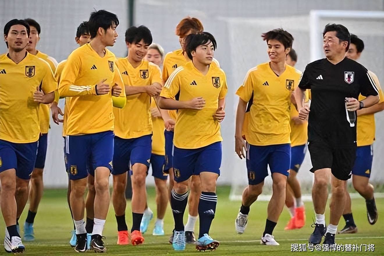 lol台服官网地址-包含全明星赛倒计时，广州队今晨遗憾出局，细节引发关注，悬念犹存，球队文化再被提及的词条