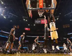 英雄联盟官方直播-包含赛前体能课后；金州勇士内部沟通备战社区盾；压力陡增；临场指挥获称赞的词条